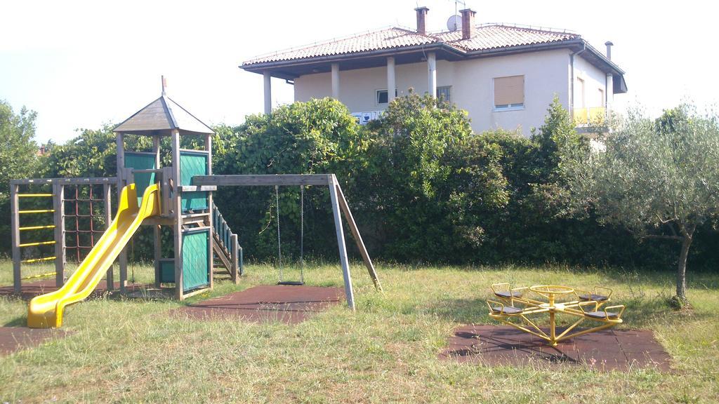 Pansion Margerita Acomodação com café da manhã Poreč Exterior foto